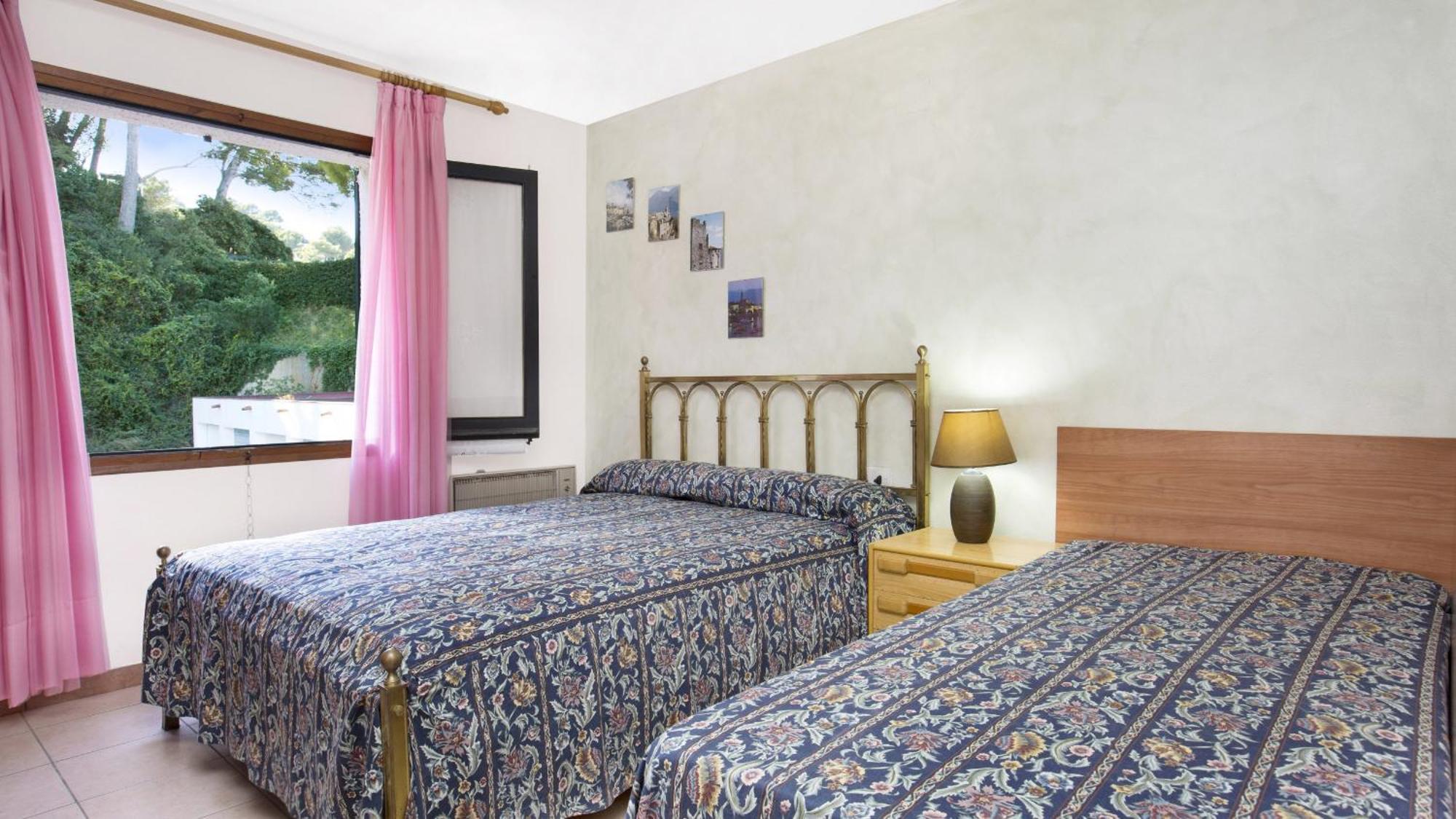 Arc H-1 - Pals Apartment Begur Luaran gambar